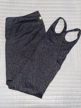 Old Navy foot strap leggings - Size: XL